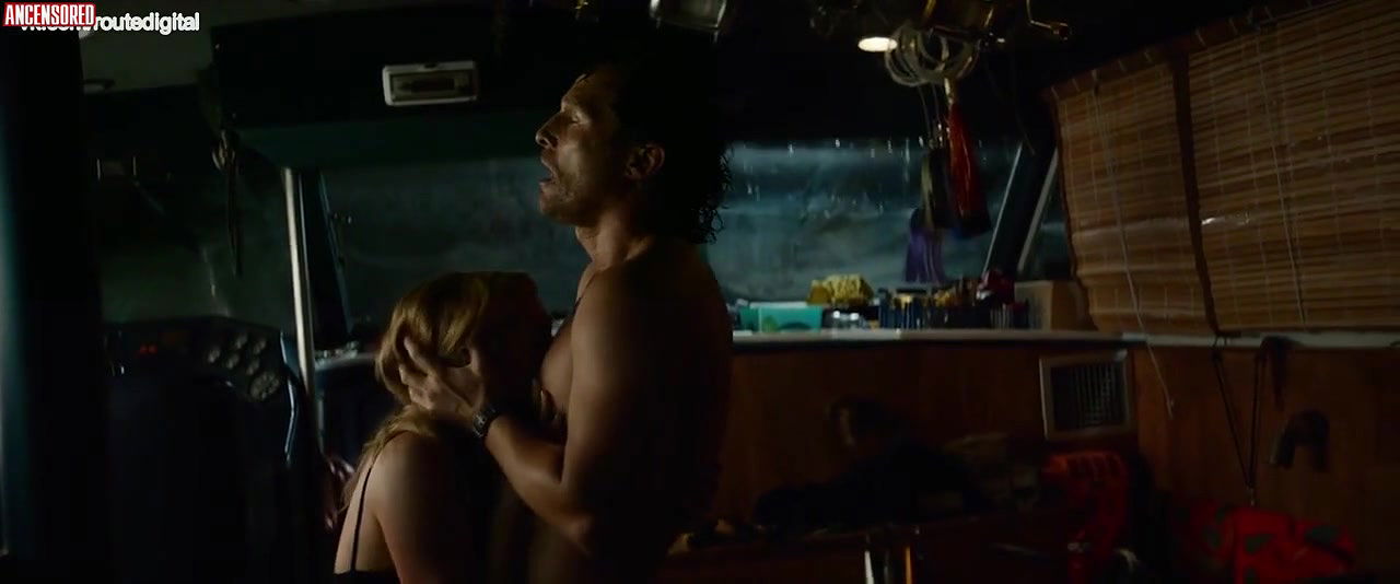 Anne Hathaway – serenity 2