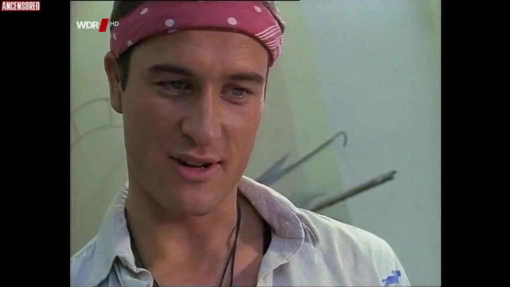 Anne Kasprik – Tator