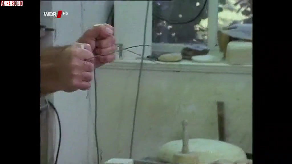 Anne Kasprik – Tator