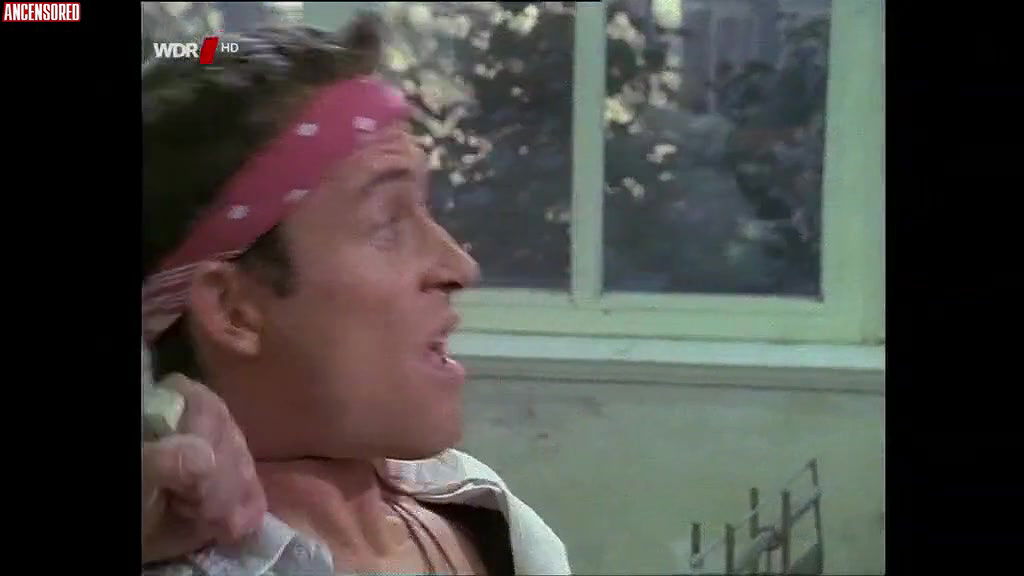 Anne Kasprik – Tator