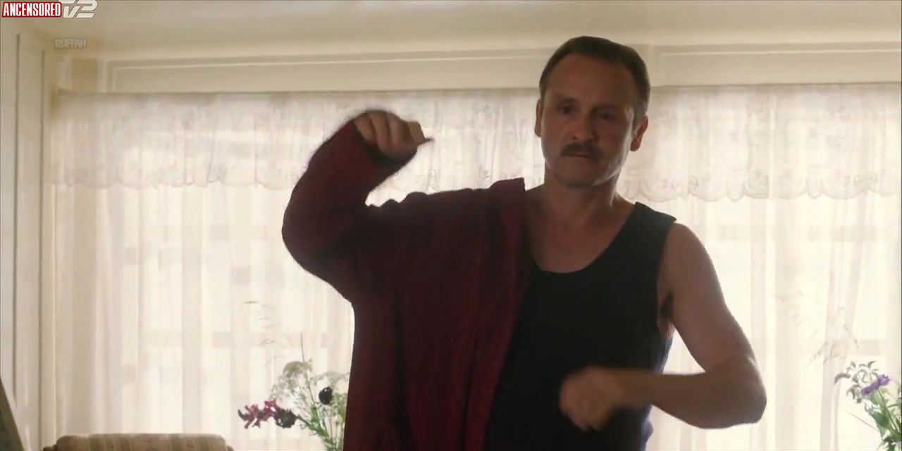 Anne Louise Hassing – Badehotellet