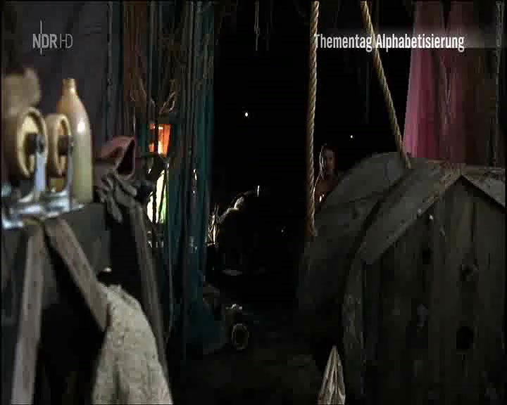 Anneke Kim Sarnau – Juls Freundin