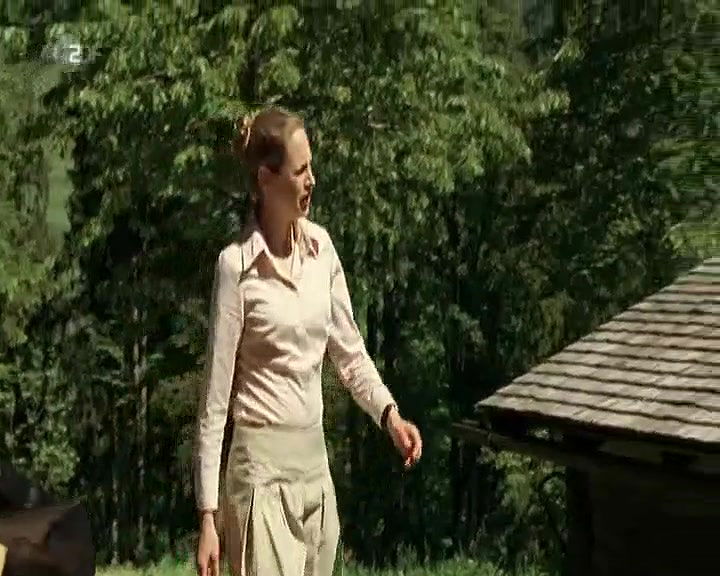 Anneke Schwabe – In den besten Familien