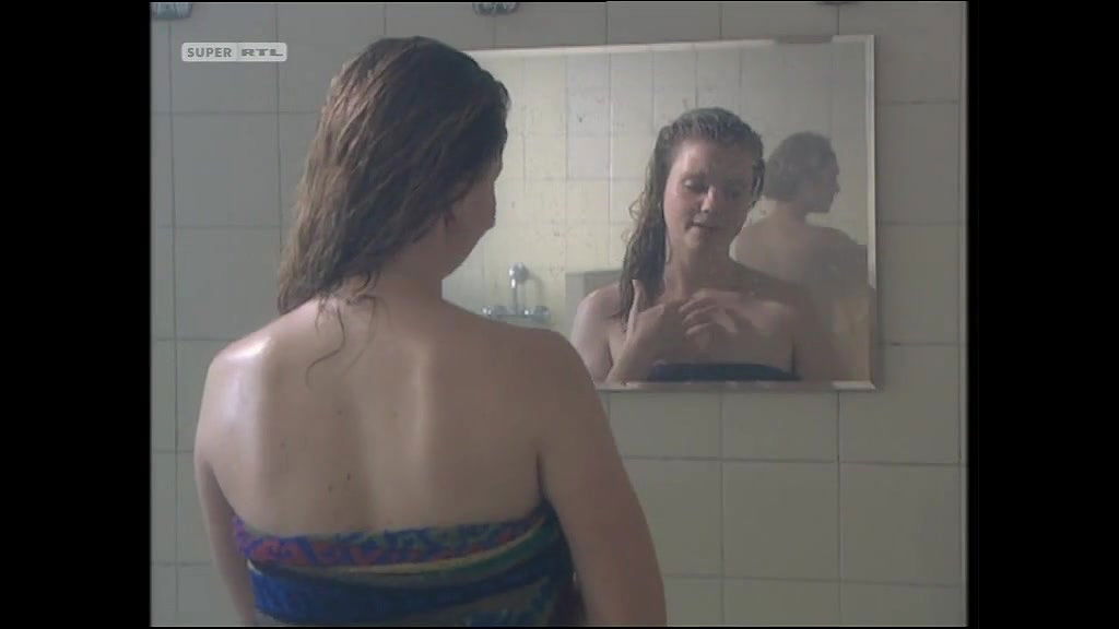 Annette Frier – Hinter Gittern Der Frauenknast