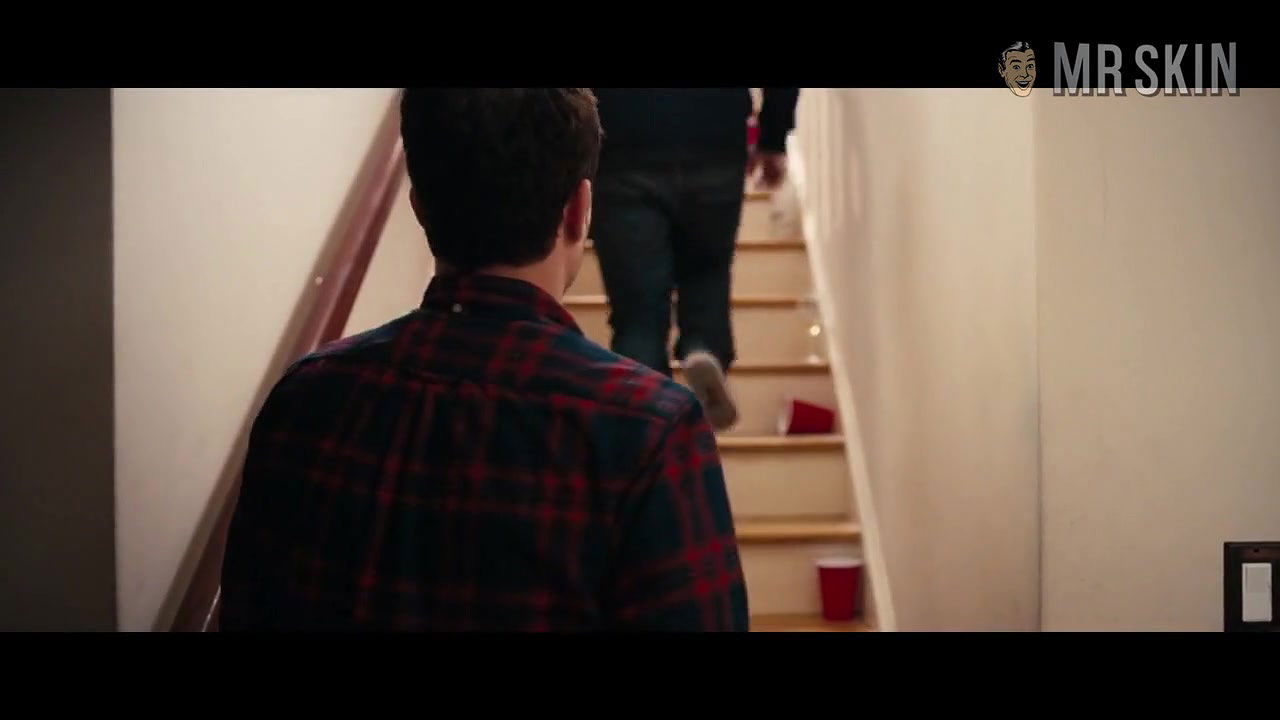 annie monroe – bad roomies