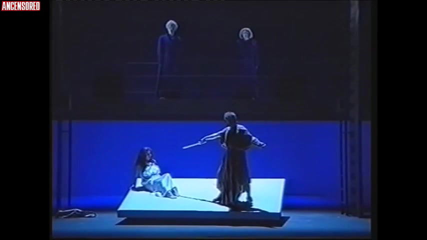 nnie vavrille – the of lucretia