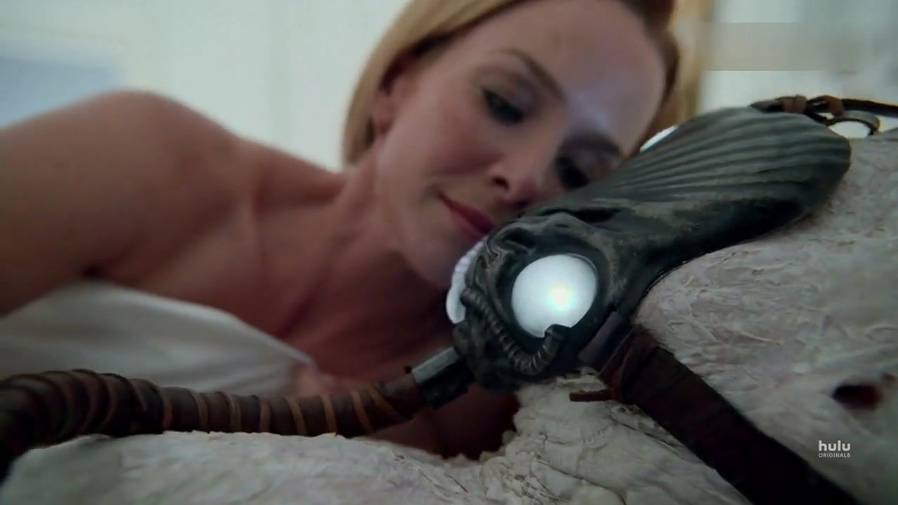 Annie Wersching – marvels runaways