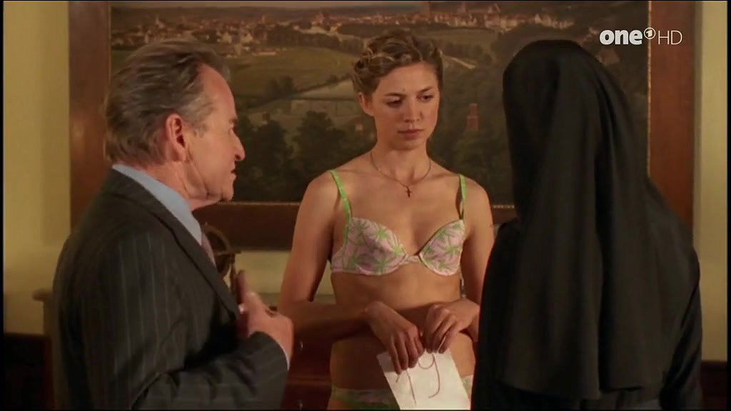 Annika Blendl – Um Himmels Willen