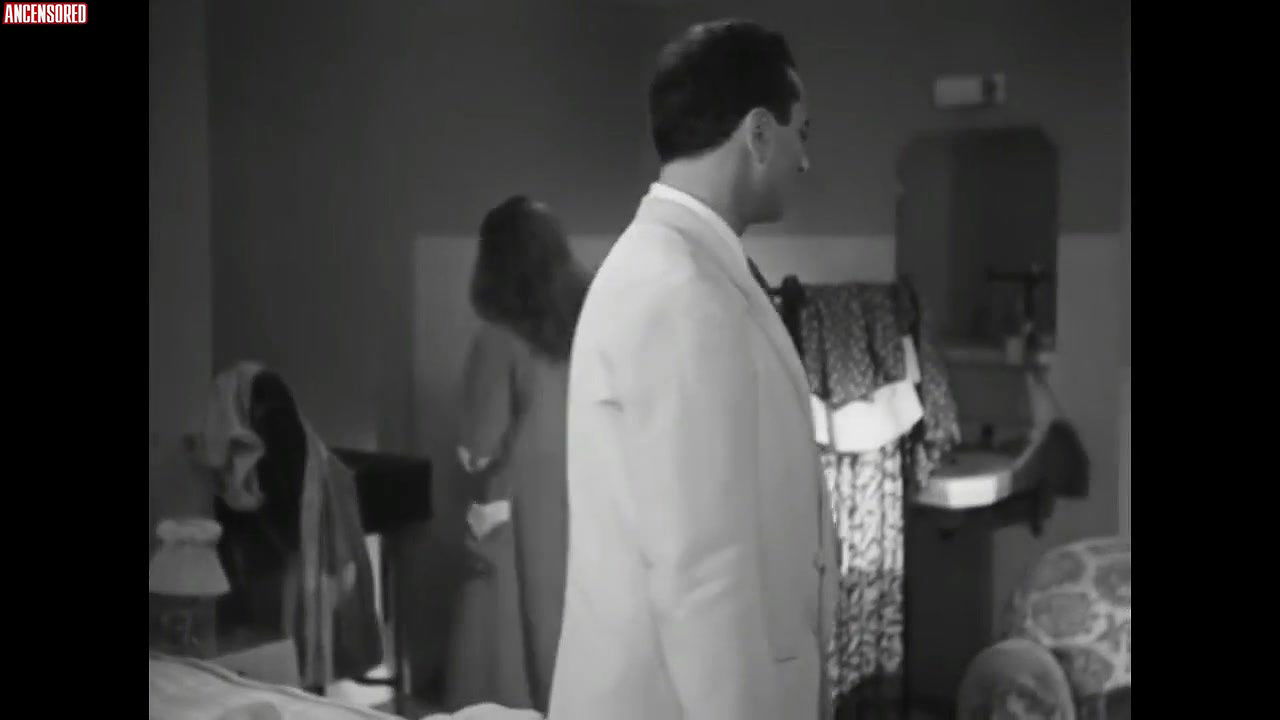 Anouk Aim – Les Amants de V