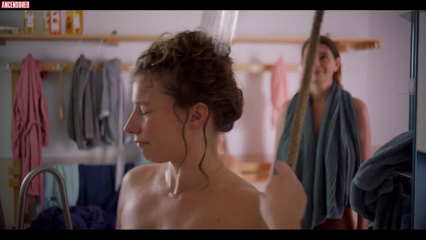 Antonia Bill – heated a sauna session