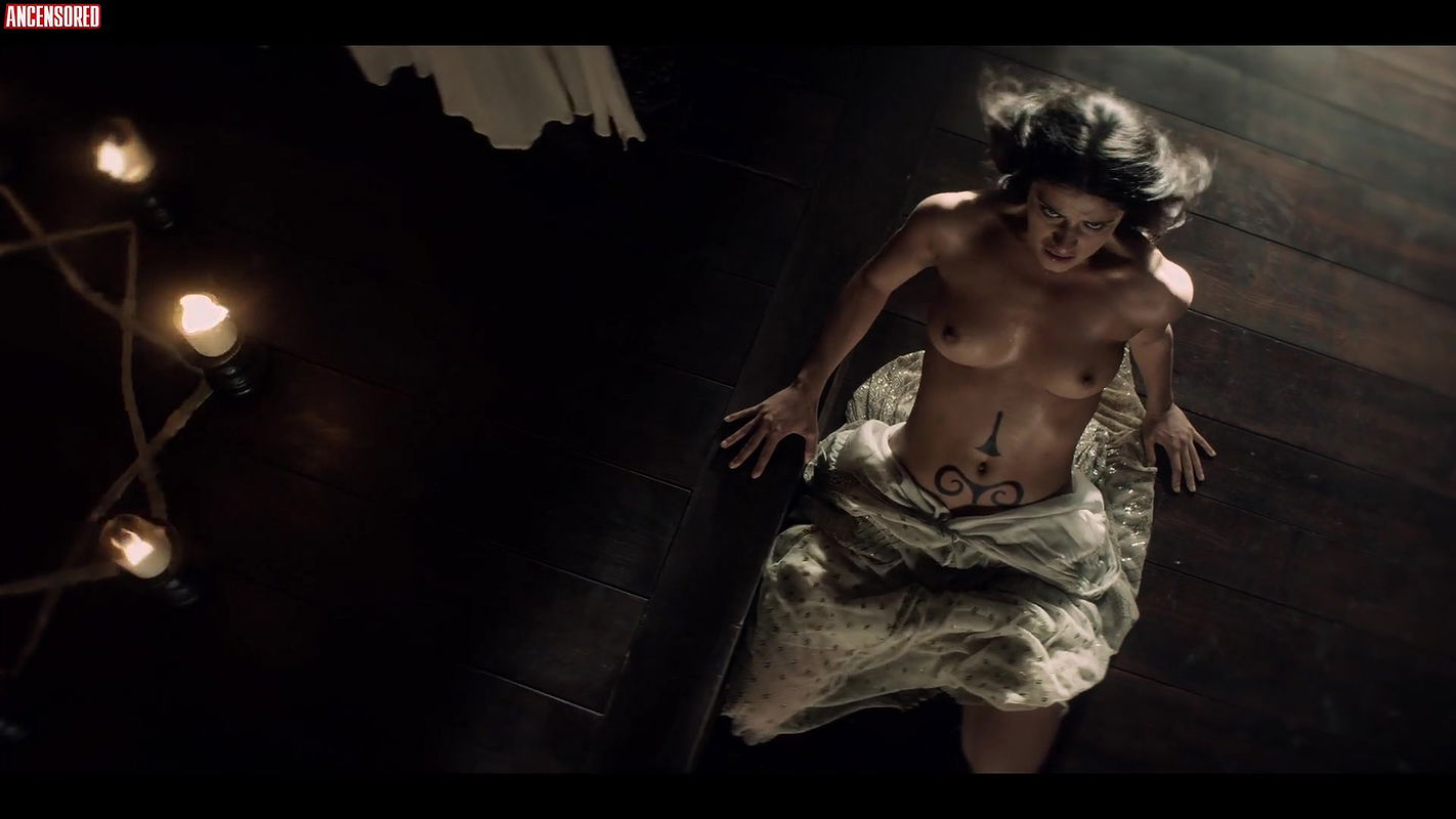 anya chalotra – the witcher