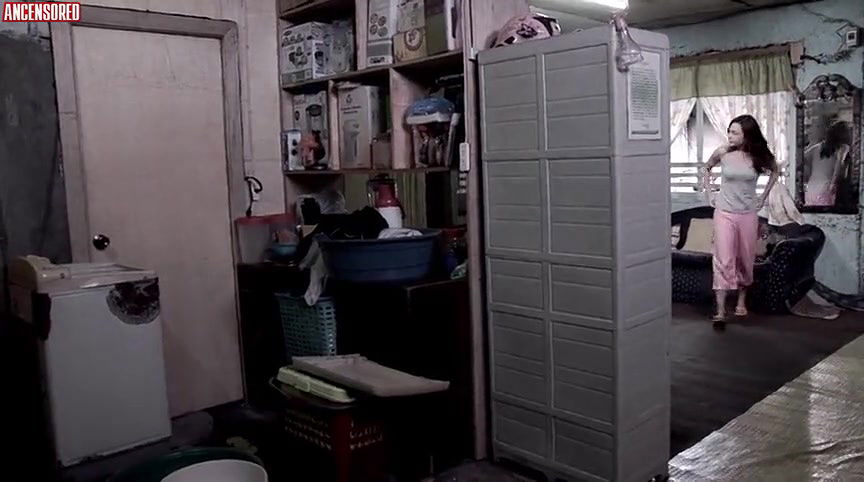 Ara Mina – menor de edad