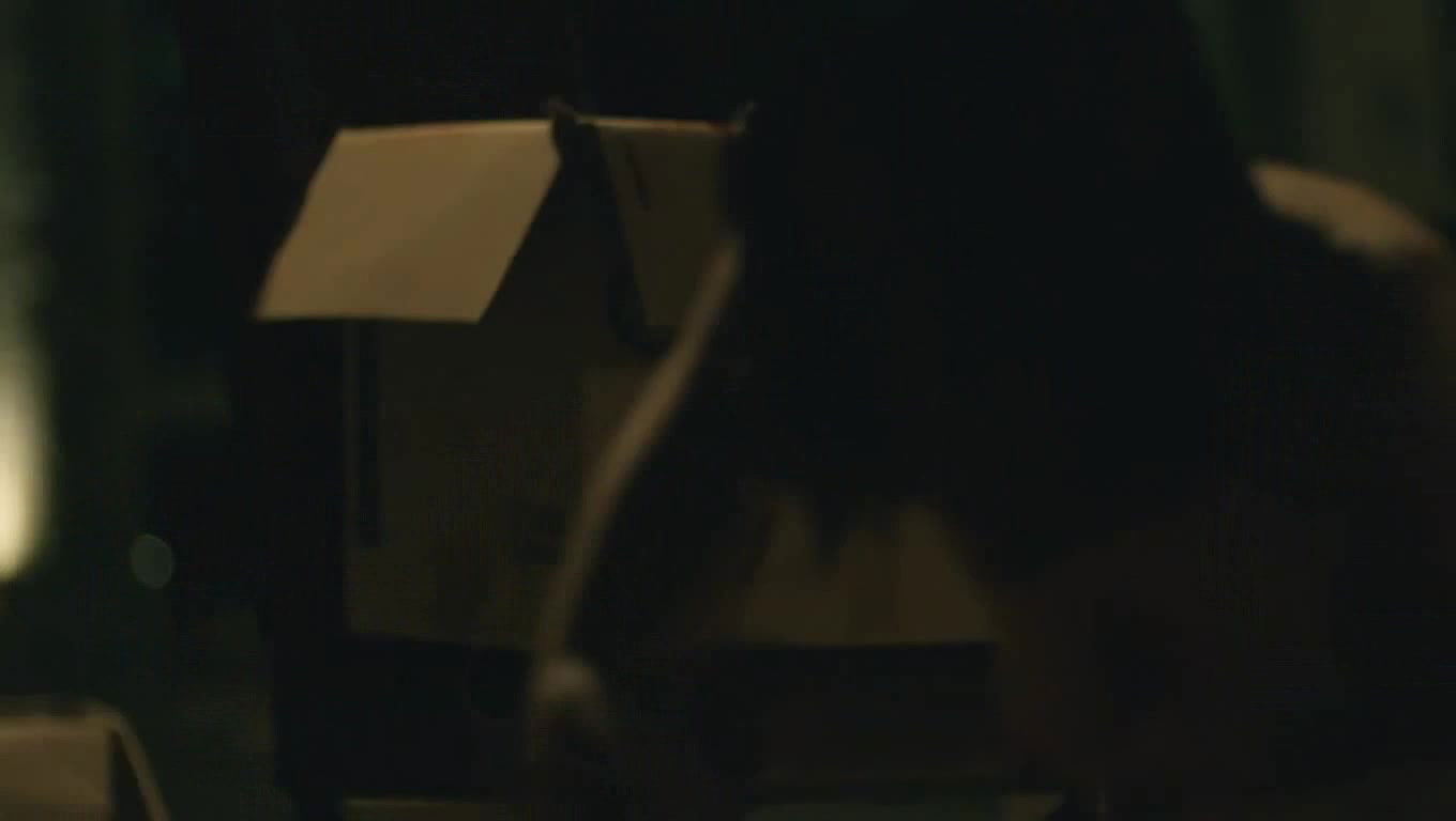 Ariadna Gil – aqui en la tierra