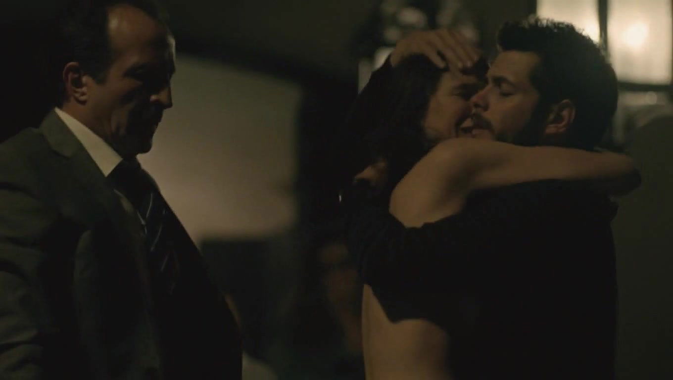 Ariadna Gil – aqui en la tierra