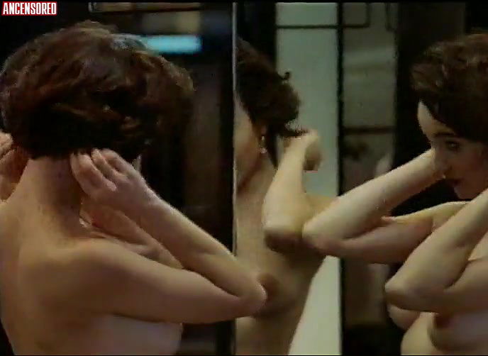 Ariadna Gil – Mal de Amores