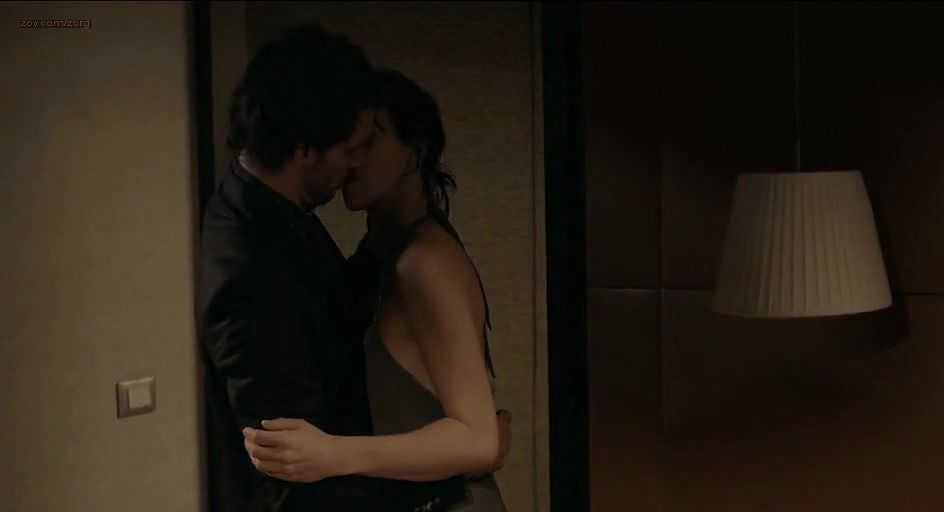 Ariadna Gil – Sola contigo