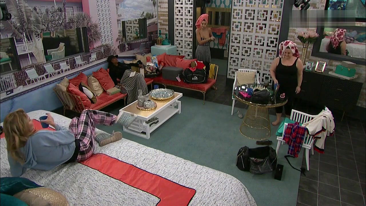 ariadna gutierrez – Celebrity Big Brother