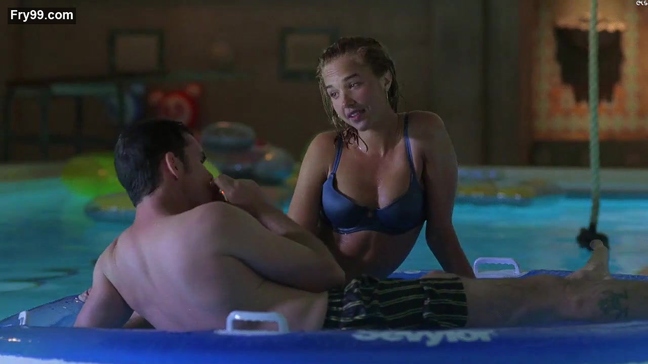 Arielle Kebbel – Entourage