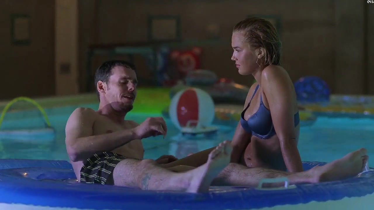 Arielle Kebbel – Entourage