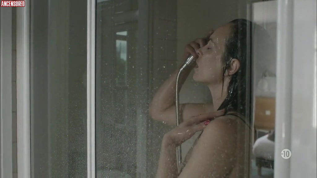 Armelle Deutsch – harcelee