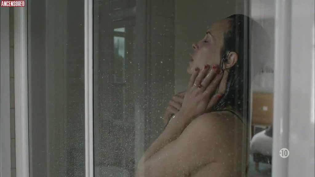 Armelle Deutsch – harcelee