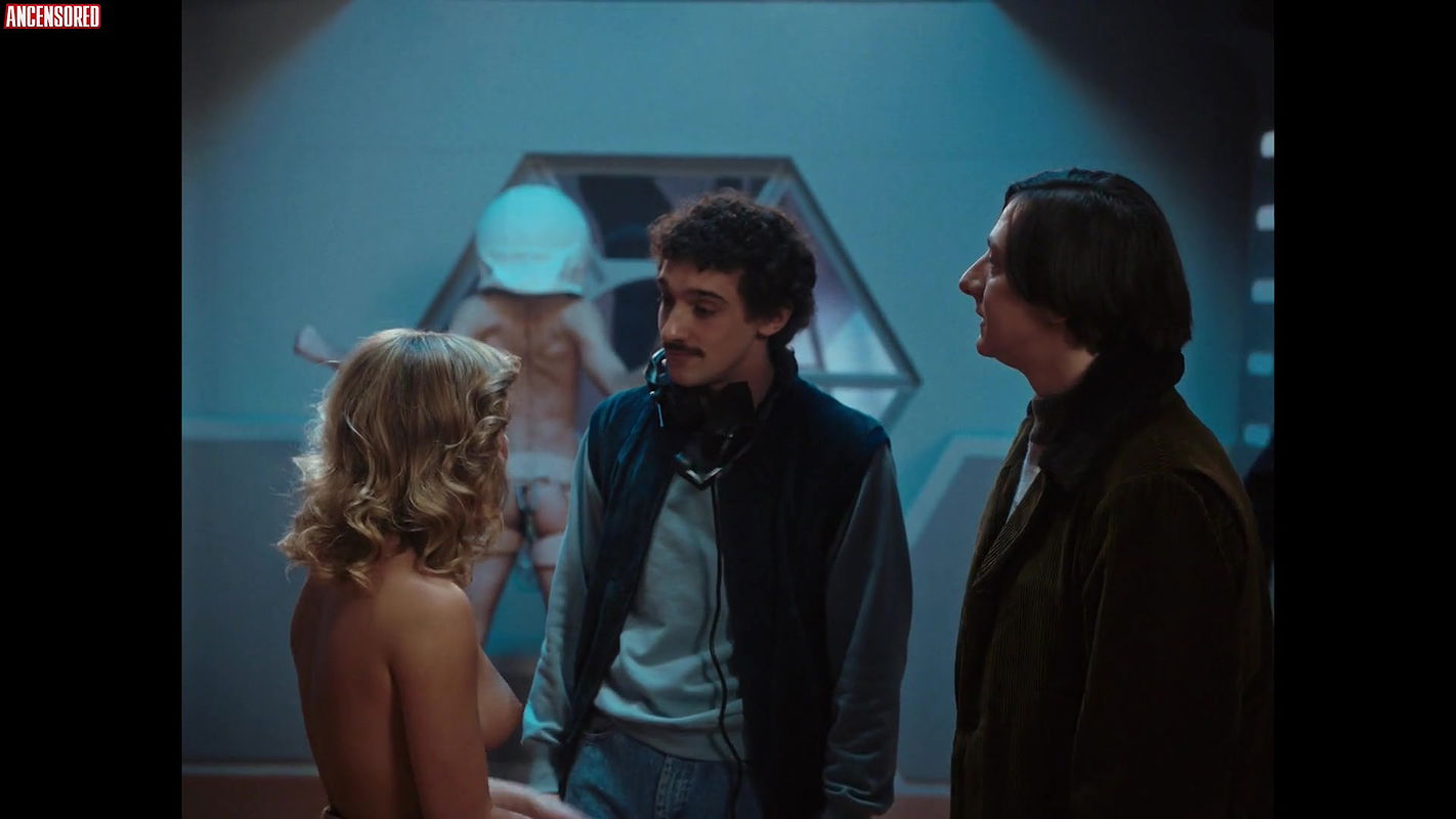 artemisia toussaint – 3615 monique