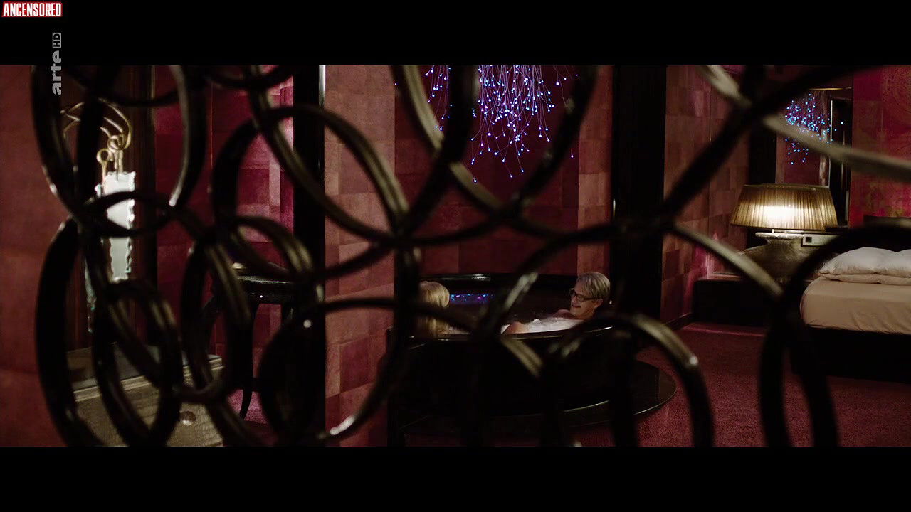 Arzu Bazman – 300 worte deutsch