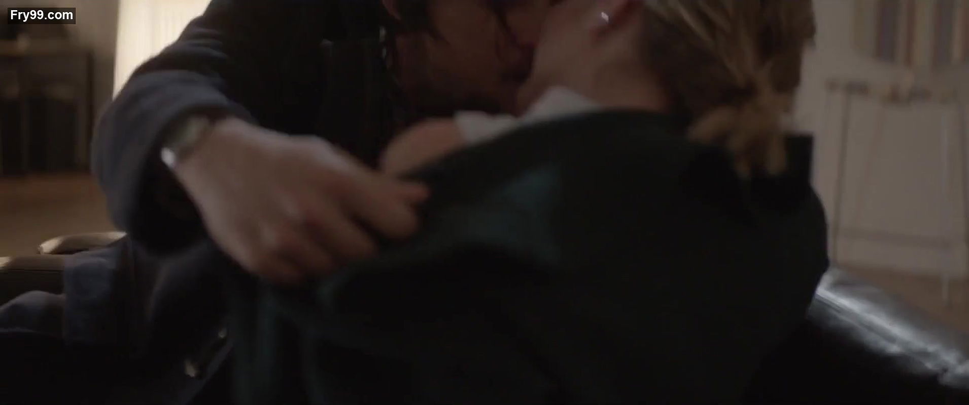 Ashley Benson – chronically metropolitan