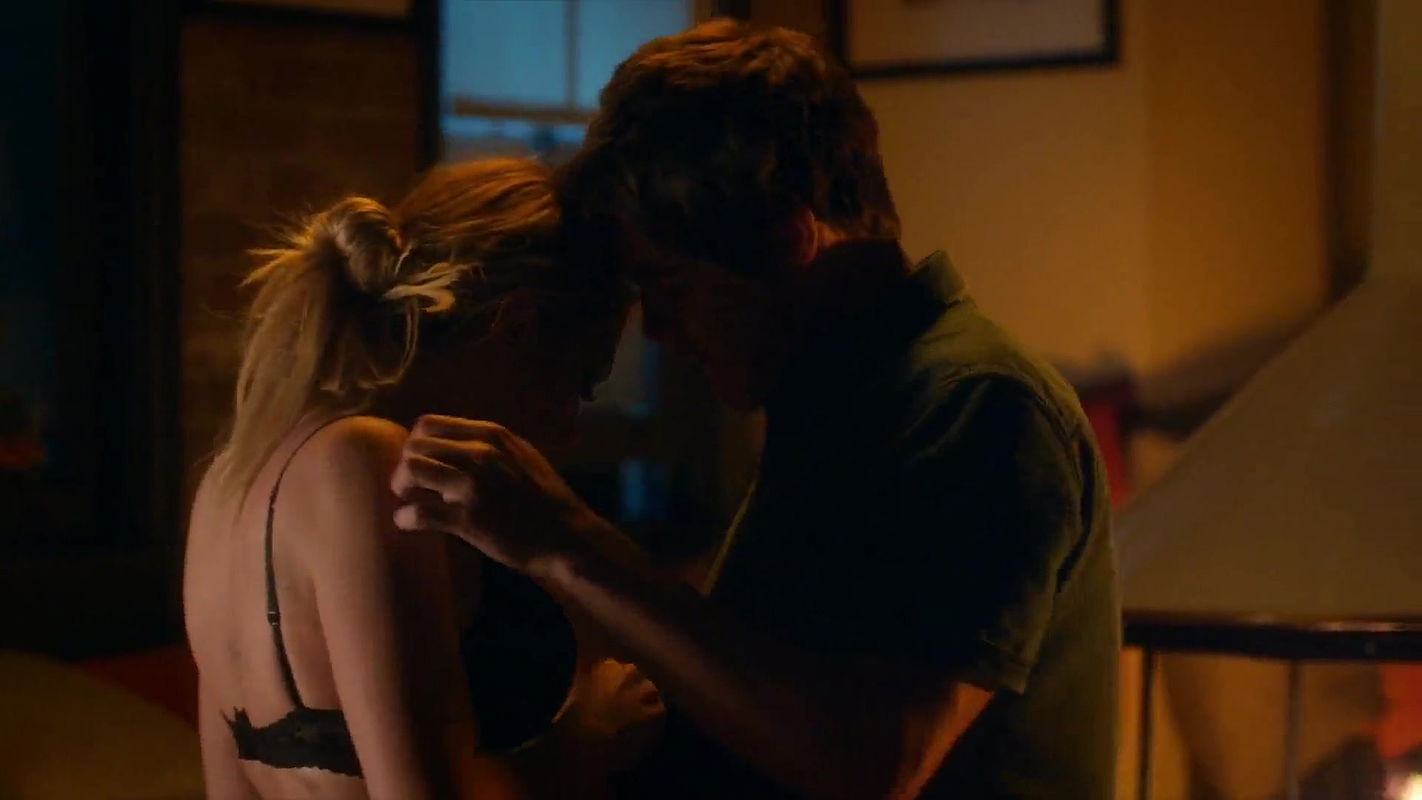 Ashley Benson – Pretty Little Liars