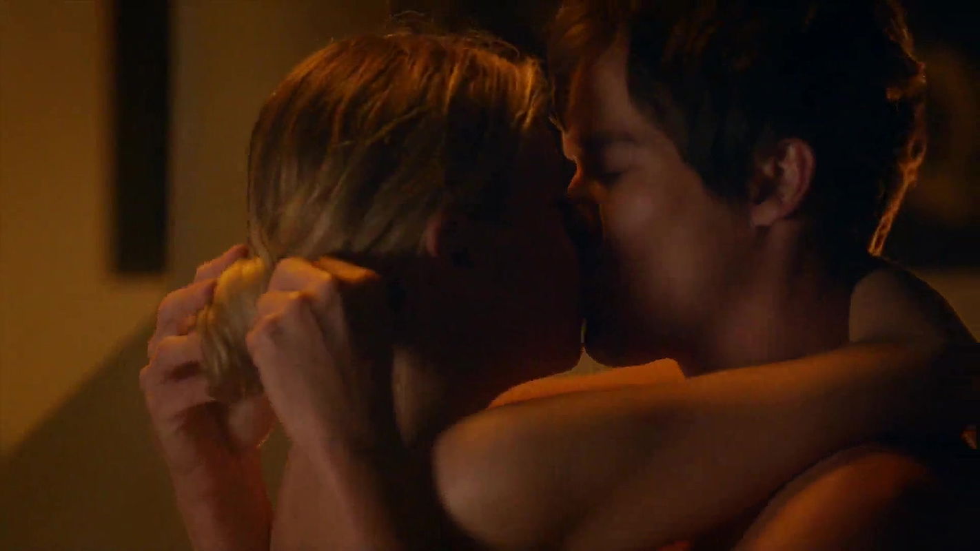 Ashley Benson – Pretty Little Liars