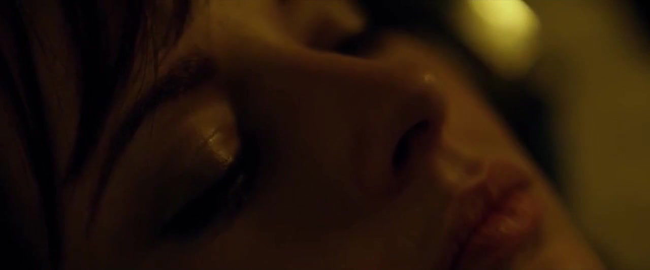 Ashley Rickards – At the Devil s Door