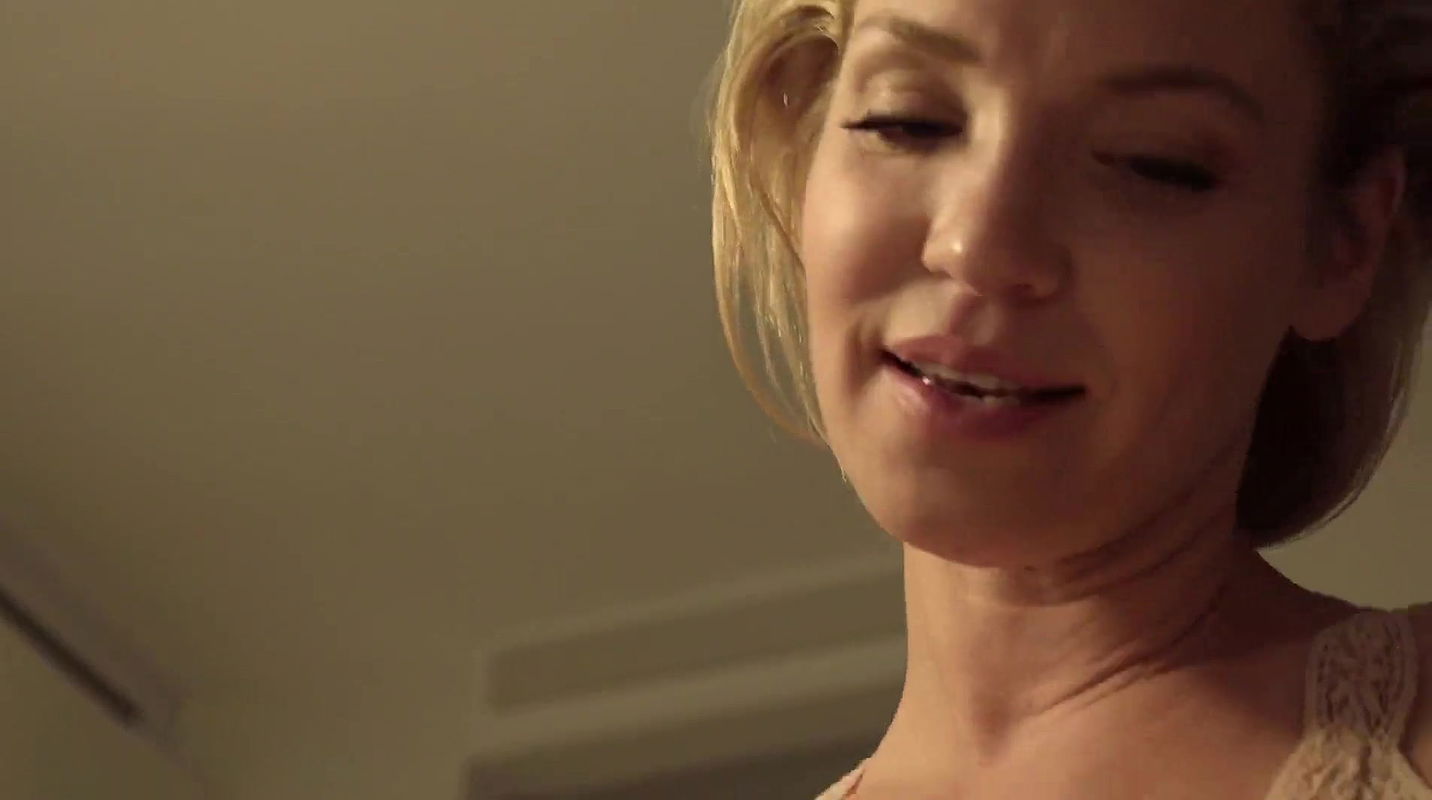 Ashley Scott – a woman deceived