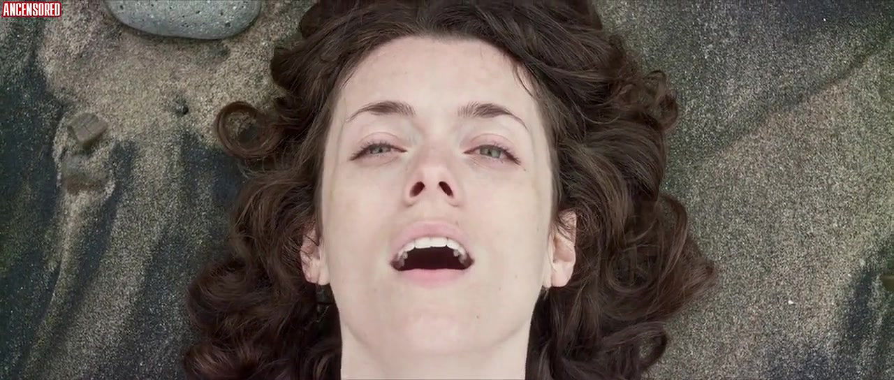 Ashlynn Yennie – variant