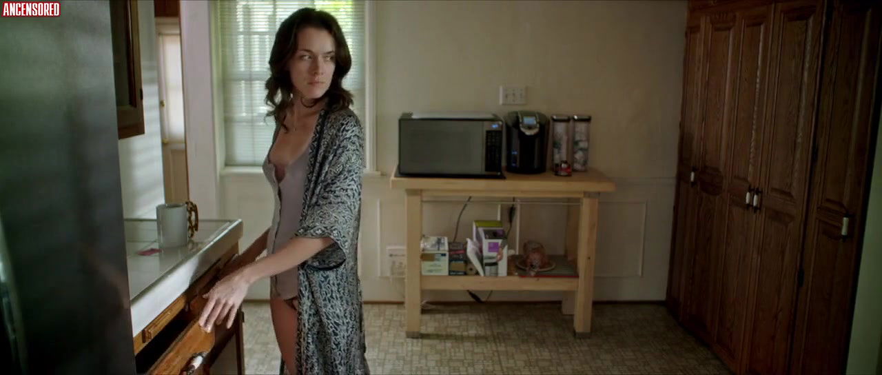 Ashlynn Yennie – variant