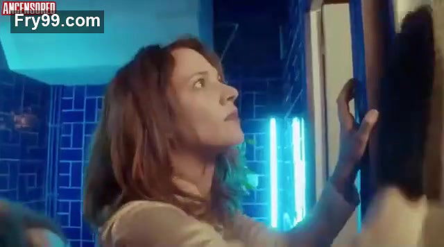 Asia Argento – alien crystal palace