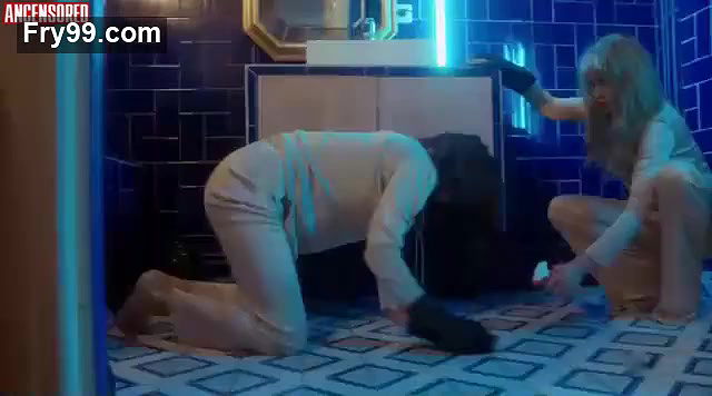 Asia Argento – alien crystal palace