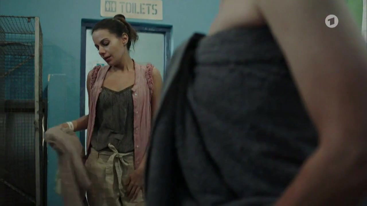 athena strates – aufbruch ins ungewisse