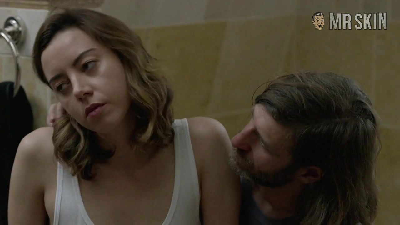 Aubrey Plaza – easy