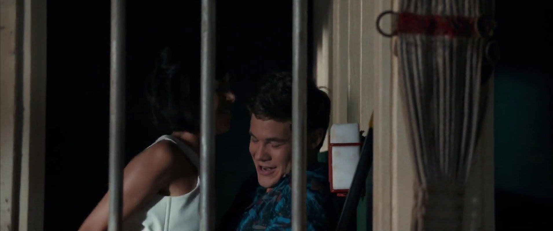 Aubrey Plaza – mike and dave need wedding dates