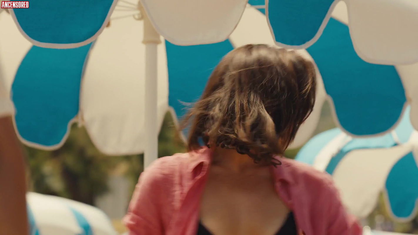 Aubrey Plaza – the white lotus