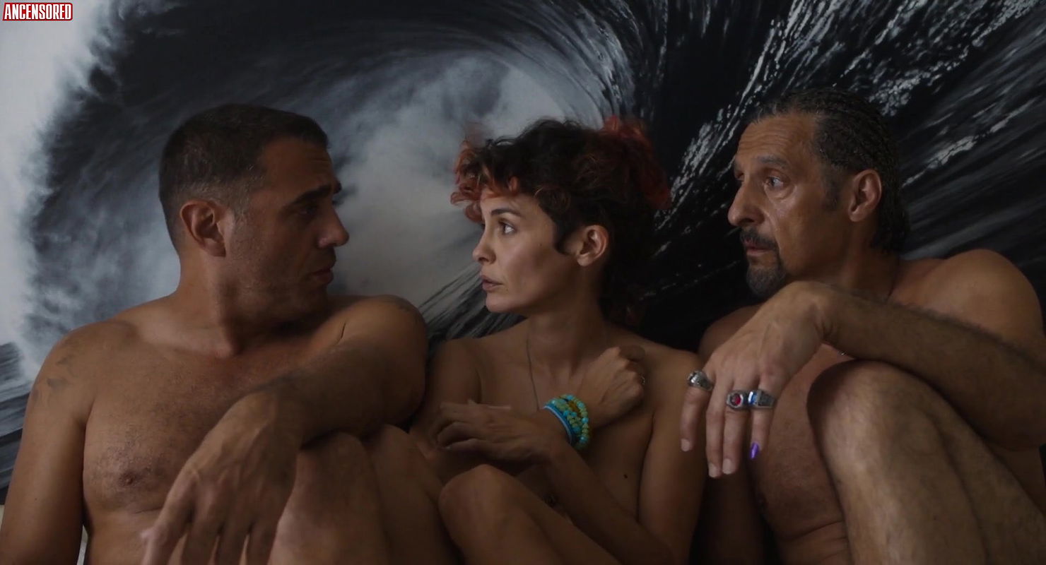 Audrey Tautou – the jesus rolls