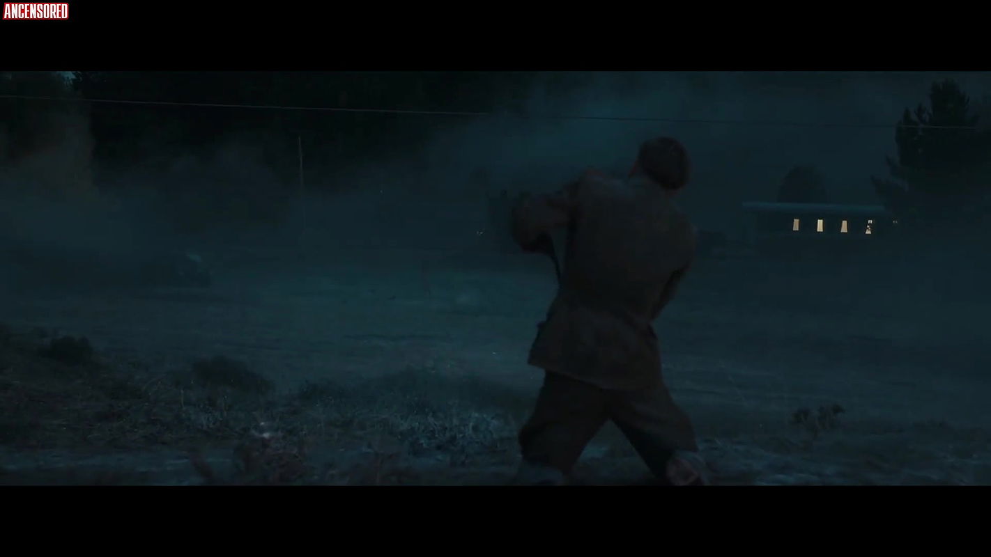 aurora giovinazzo – freaks out