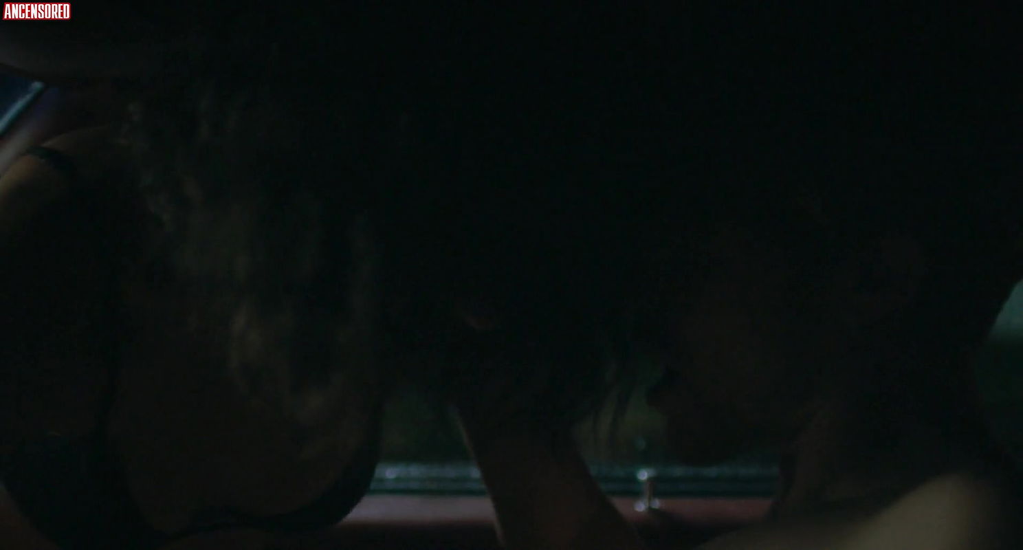 aurora perrineau – boo