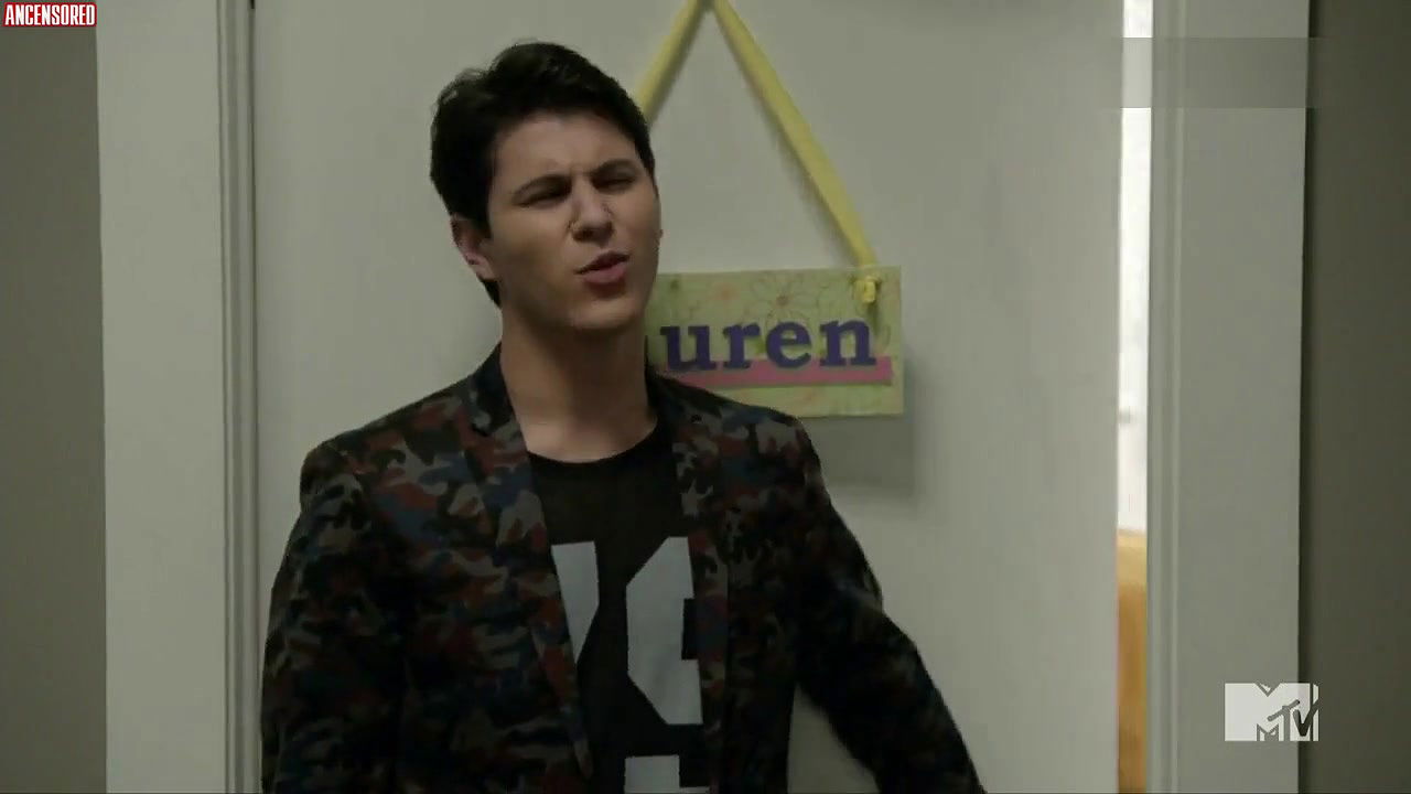 bailey de young – Faking It