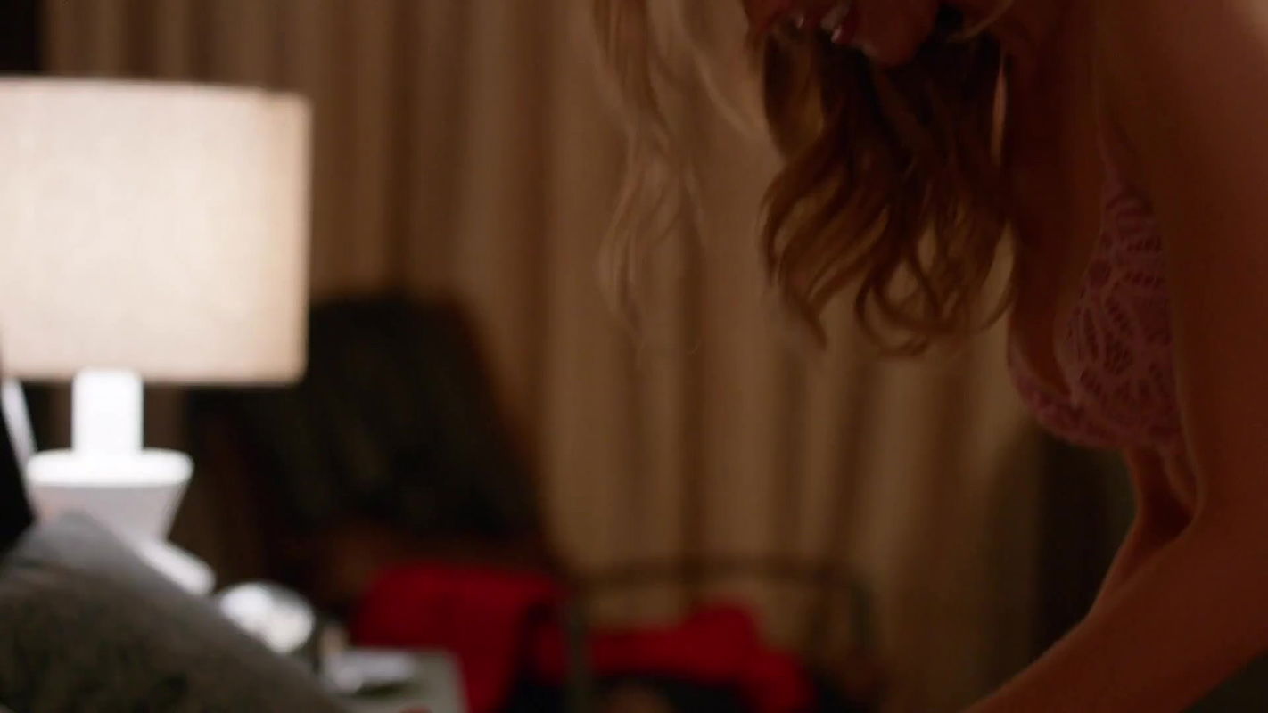 Bar Paly – iZombie