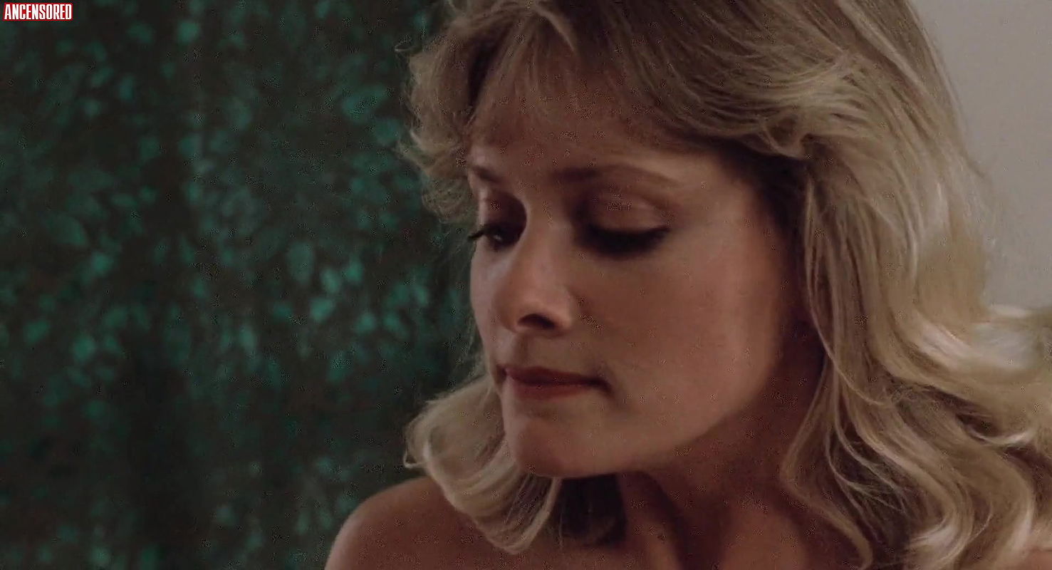 Barbara Crampton – Body Double