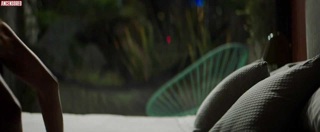 barbara lopez – the waiter