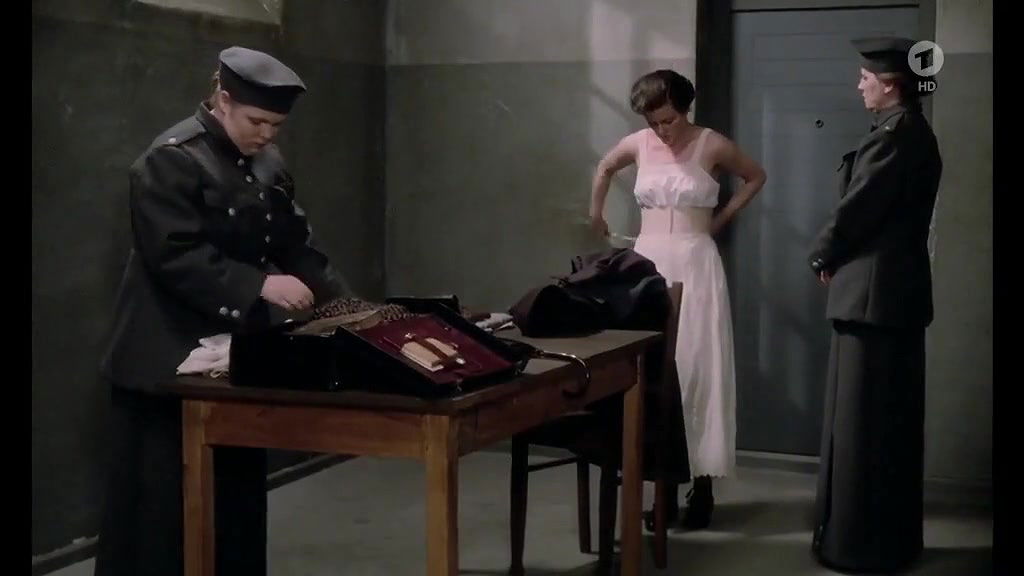 Barbara Sukowa – Rosa Luxemburg