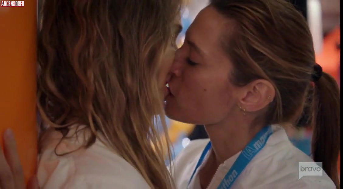 Beau Garrett – Girlfriends Guide to Divorce