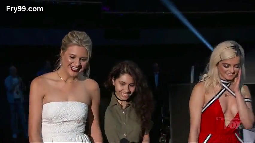 bebe rexha – The Teen Choice Awards